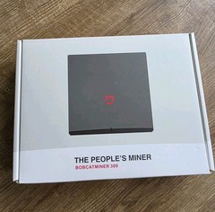 *Brand New — Never Used* Bobcat 300 Miner Helium Hotspot Miner EU/UK EU868