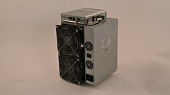Canaan Avalon 1047 37TH/s Bitcoin Miner W/ PSU (USED)