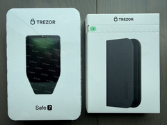Trezor Safe 7 Crypto Wallet (Obsidian Green) w/ Trezor Leather Carry Case