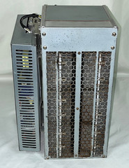 Canaan AvalonMiner 1047 37TH/s ASIC Miner Bundle PSU & 240V C19 Cable