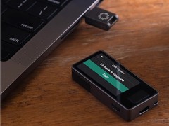 Blockstream JADE Plus Hardware Wallet Gray (Genesis Gray)