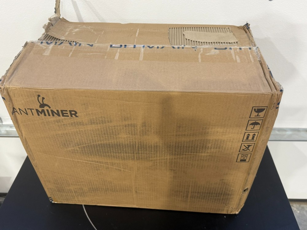 Bitmain Antminer L9 Server 15G-10 Miner (Hardware Only) + APW171215 Power Supply
