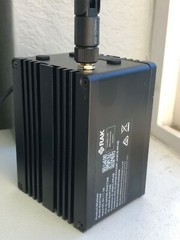 NEW RAK Wireless Hotspot V2 Helium HNT Miner 915 MHz- 13 in Hand