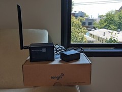 RAK V2 Helium HNT Hotspot Miner — US/CAN — 915 MhZ ** In HAND READY TO SHIP**