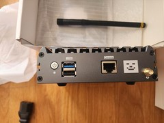 FreedomFi Gateway Helium 5G HNT / MOBILE CBRS Hotspot Miner, Used, ioT Crypto