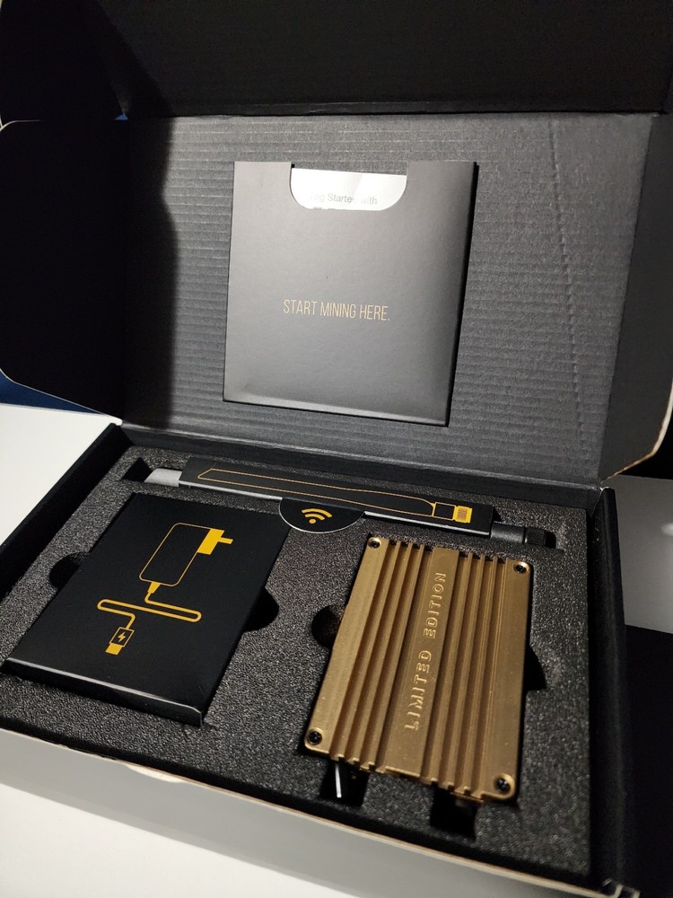 Limited Edition MNTD RAK Wireless Goldspot Helium Hotspot Miner*NEW/NEVER SYNCED