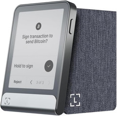 Flex Starter Pack — Crypto Touchscreen Signer & Protective Magnet Folio — Secure
