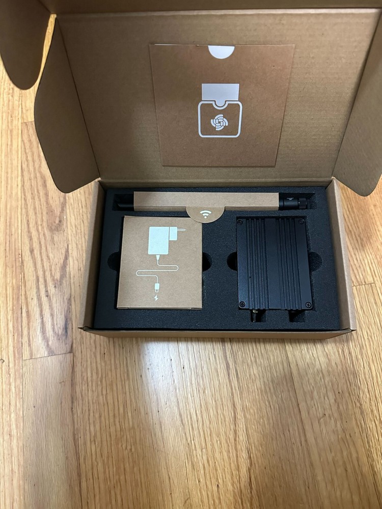 RAK V2 Helium Hotspot Miner — US/CAN — 915 MhZ