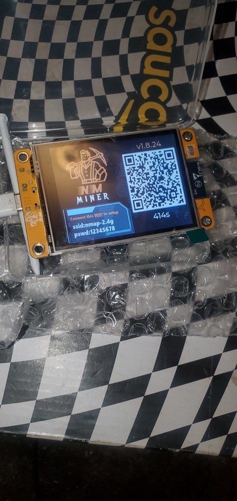 NerdMiner V2 2.8 Display Bitcoin Lottery Miner Mining
