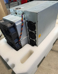 Bitmain Antminer S19 XP+ 169T 3296W Bitcoin Miner