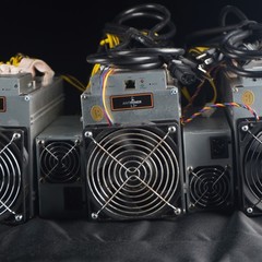 ✅ SERVICED/CLEANED ✅ — Antminer L3+ (Plus) Scrypt ASIC miner With Power Supply