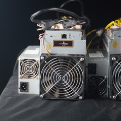 ✅ SERVICED/CLEANED ✅ — Antminer L3+ (Plus) Scrypt ASIC miner With Power Supply