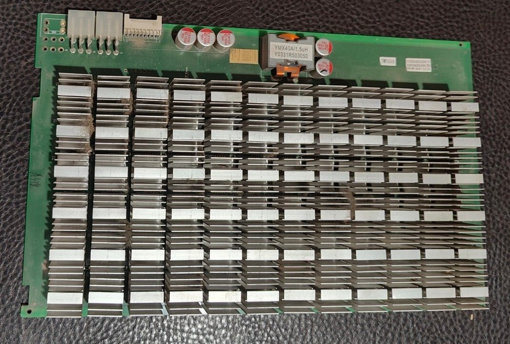 Antminer L3+ Hashboard. For parts or repair only. NOT WORKING