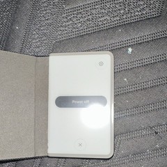 6in Touchscreen eBook Reader 128GB Wi‑Fi White/Gray w/ Gray Flip Cover