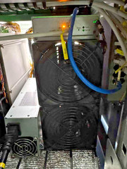 Bitmain Antminer Z15J ZEC Equihash ASIC 320k Sol/s with 1600-1800w APW7 PSU Z15J