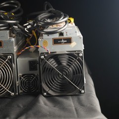 ✅ SERVICED/CLEANED ✅ — Antminer L3+ (Plus) Scrypt ASIC miner With Power Supply