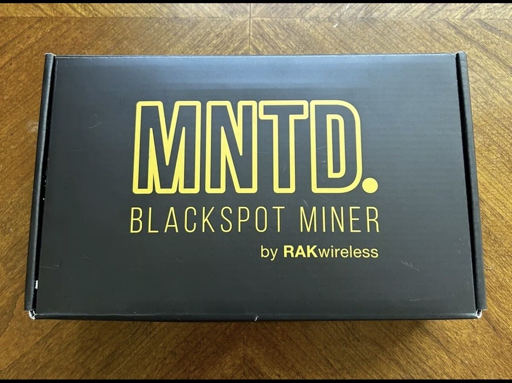 RAK MNTD Blackspot Helium Miner With SD Upgrade Kit