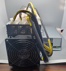 Bitmain Antminer L3+ 504Mh/s 800w ASIC LTC/DOGE Miner & Power Supply Working