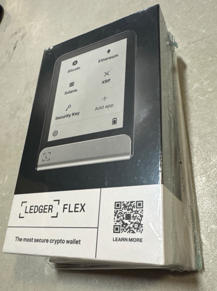 Ledger Flex Crypto Hardware Wallet E INK TOUCH SCREEN