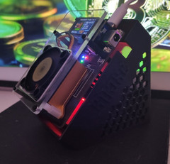 NMAxe 500gh/s — Ultra BM1366 Chip — Nerd Miner — RGB — Free Stand Inc