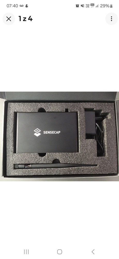 Sensecap M1 Helium Miner LoRaWAN Indoor Gateway