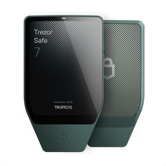 Safe 7 — Crypto Hardware Wallet with Bluetooth, Color Touchscreen, Transparent S