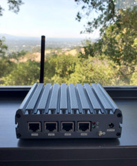 FreedomFi FFG-HL-4-64 LoRaWAN 5G Gateway Helium Miner 4GB RAM / 64GB SSD