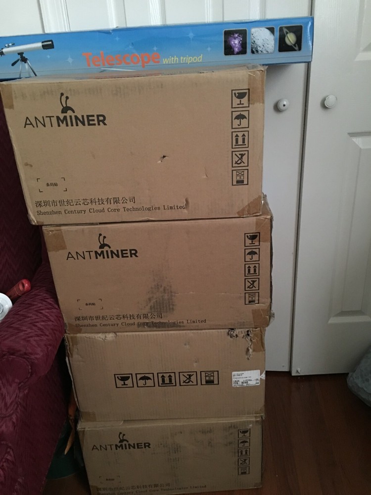 Bitmain Antminer S9 + 14+ TH/s Bitcoin Miner Brand New