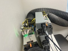 Two Bitmain S9i’s Bitcoin SHA256 HiveOS Firmware Overclocked W/3 PSU’s & Cords