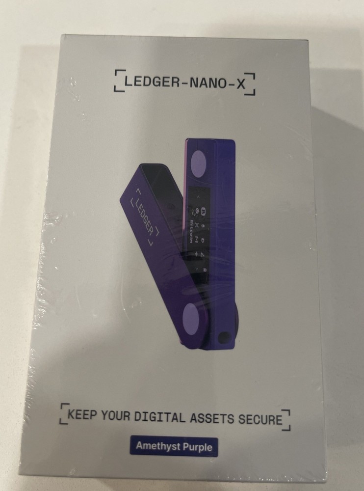 Ledger — Nano X Crypto Hardware Wallet — Bluetooth — Amethyst Purple