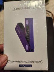 Ledger — Nano X Crypto Hardware Wallet — Bluetooth — Amethyst Purple