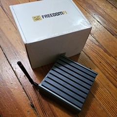 NEW FreedomFi Gateway for Helium HNT Miner