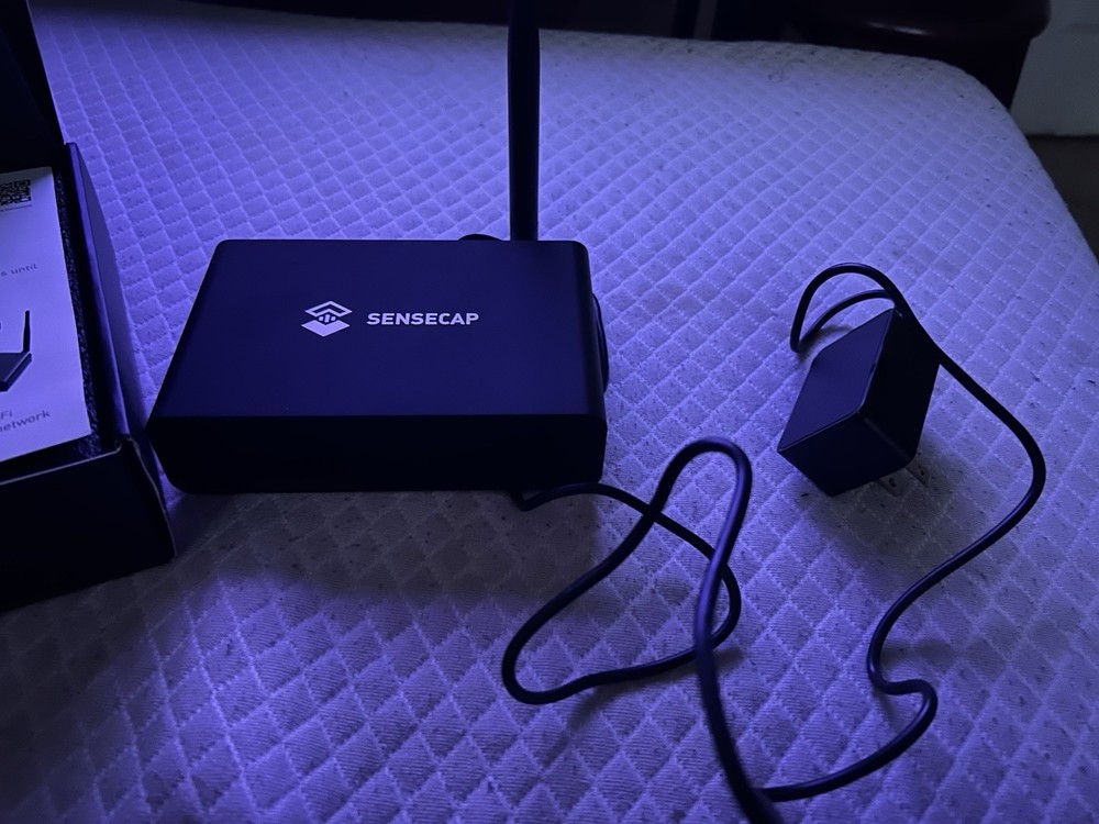 SenseCAP M1 Helium Miner Hotspot — US915 Ships Same Day