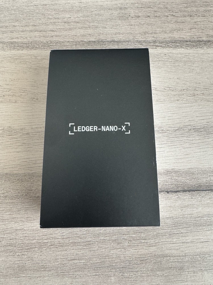 Ledger Nano x Cryptocurrency Bluetooth Hardware Wallet