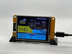 ESP32 S3 Crypto Miner Running NerdMiner Software – DIY WiFi Bitcoin Ticker