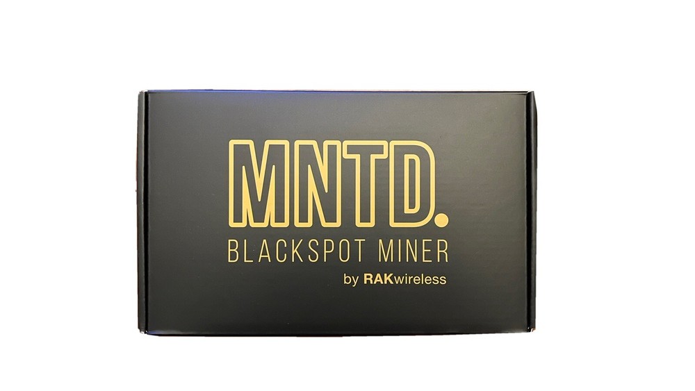 MNTD RAK BLACKSPOT US915 HELIUM MINER IN HAND READY TO SHIP