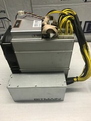 Bitmain Antminer Z11 135ksol w/1800 watt PSU | Equihash Miner — Zcash