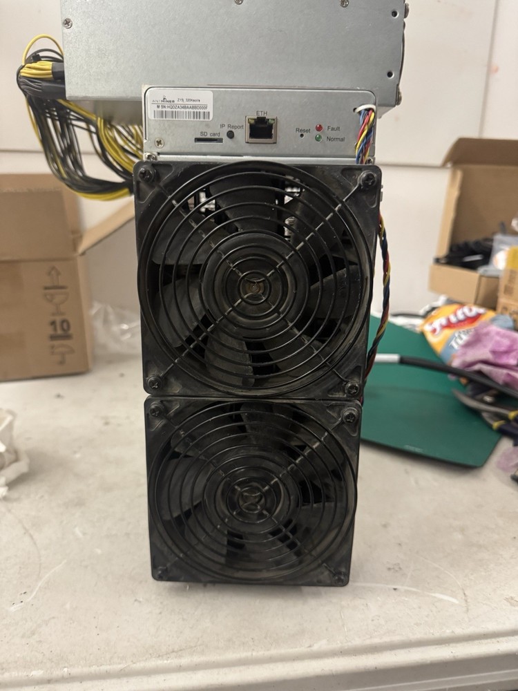Bitmain Antminer Z15J ZEC Equihash ASIC 290k Sol/s with 1800w APW7 PSU Z15J