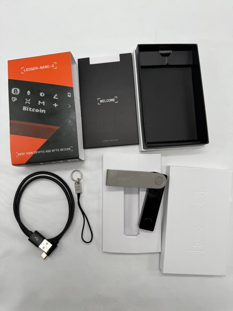 NEW LEDGER NANO X Crypto Wallet Bluetooth Hardware Portable Bitcoin BTC ETH+
